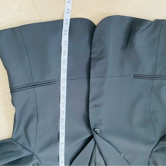 Classic Staple Blazer - Picture 12 of 14